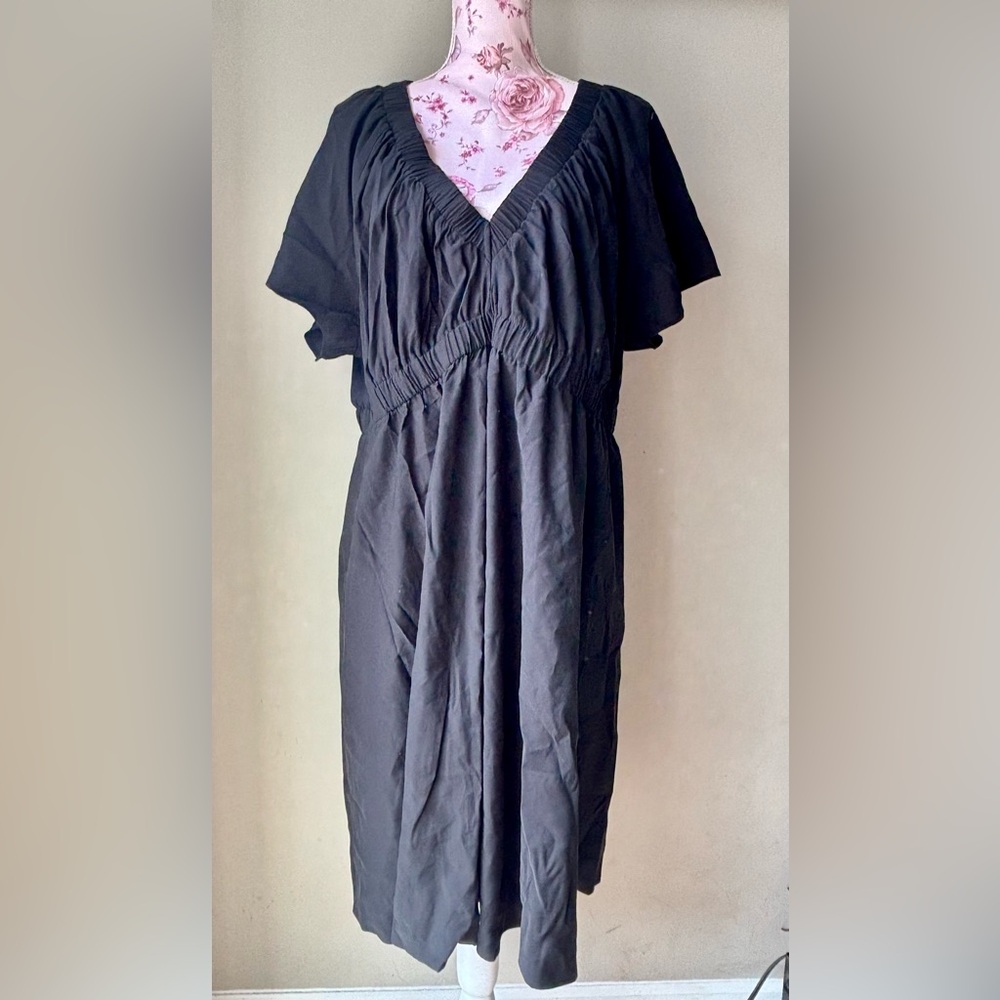Ava & Viv Dress- Size 1X but fits like a 2X